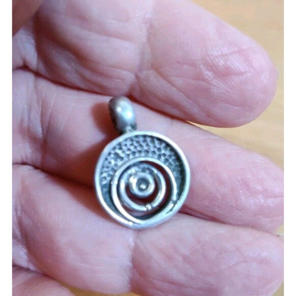 Unmarked Tested Sterling Silver Spiral Pendant Concentric Circles ~3/4" Native - Picture 3 of 5